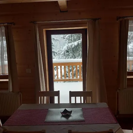 Villa Drevenica Certovica *