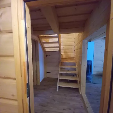 Drevenica Certovica Villa *