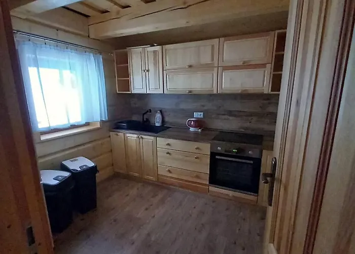 Drevenica Certovica Villa *